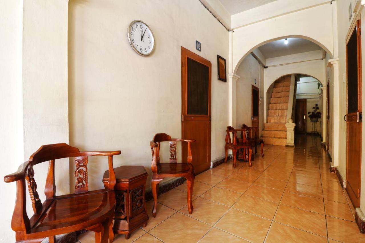 מלון מדאן Wisma Yuli Syariah מראה חיצוני תמונה